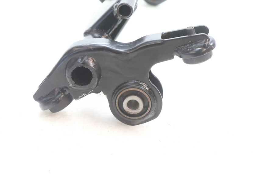 photo de SUPORTE DO MOTOR KYMCO AGILITY CITY 16P 125 (2015 - 2024) - Zoom do estado de desgaste