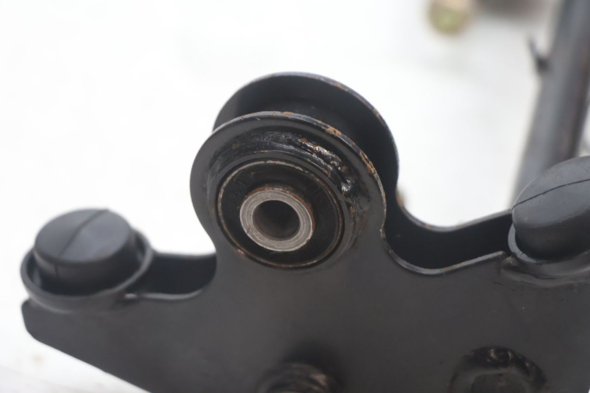 photo de SUPORTE DO MOTOR KYMCO AGILITY CITY 2T 50 (2008 - 2016) - Pontos de fixação