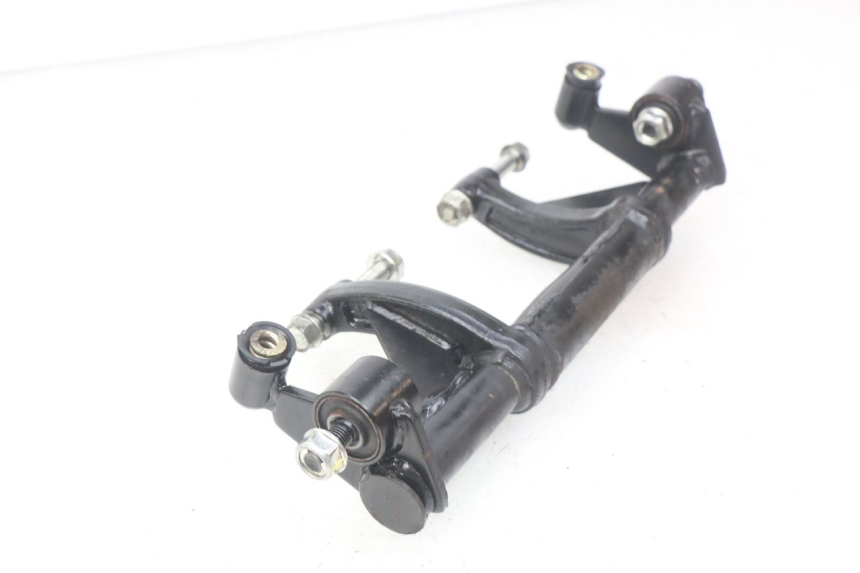 photo de SUPORTE DO MOTOR KYMCO AGILITY DELIVERY 4T 50 (2018 - 2023) - Detalhe da peça