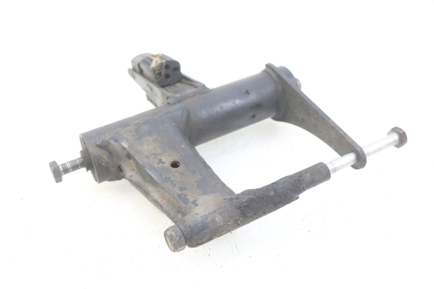 photo de SUPORTE DO MOTOR DERBI BOULEVARD 50 (2009 - 2006) - Zoom do estado de desgaste