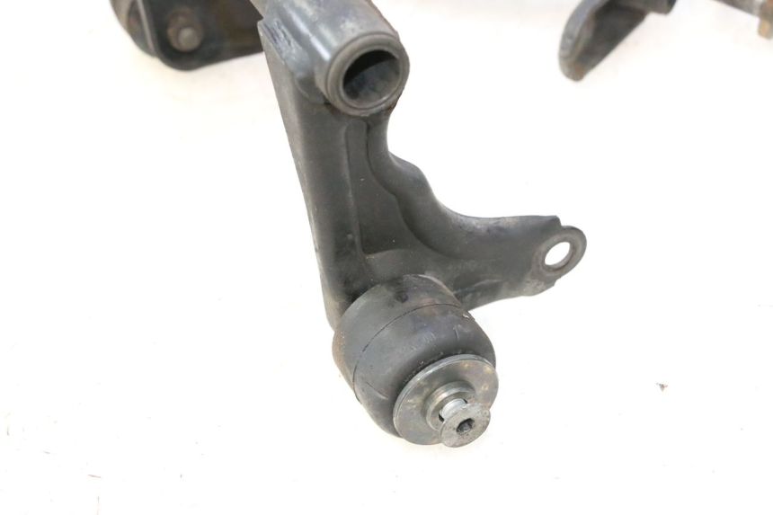 photo de SUPORTE DO MOTOR BMW C1 125 (2000 - 2003) - Estado da superfície