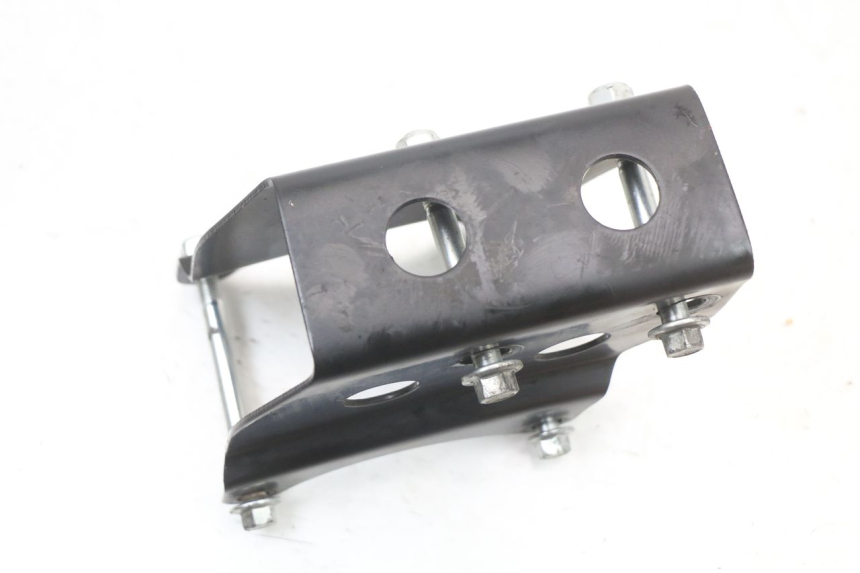 photo de SUPORTE DO MOTOR ARCHIVE CAFE RACER 4T 50 (2019 - 2024) - Pontos de fixação