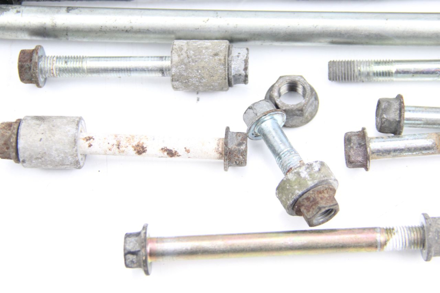 photo de SUPORTE DO MOTOR HONDA CBR F SC21 1000 (1986 - 1992) - Outro ângulo de visão