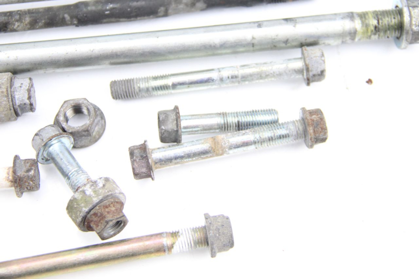 photo de SUPORTE DO MOTOR HONDA CBR F SC21 1000 (1986 - 1992) - Ampliação técnica