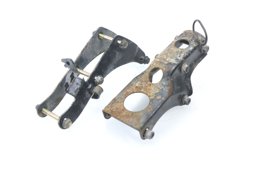 photo de SUPORTE DO MOTOR HONDA CG 125 (1996 - 1998) - Outro ângulo de visão