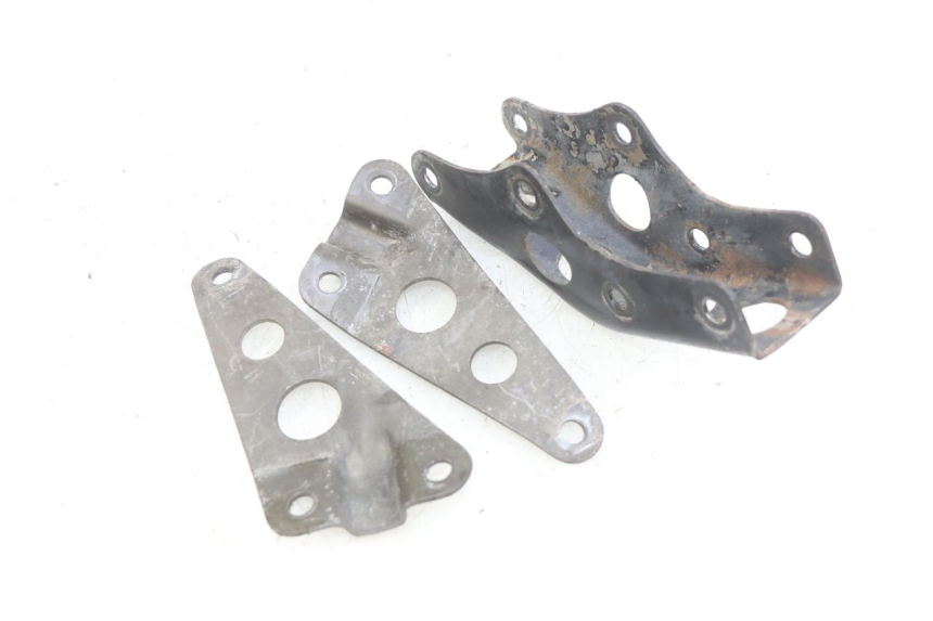 photo de SUPORTE DO MOTOR HONDA CM 125 (1983 - 2003) - Detalhe da peça