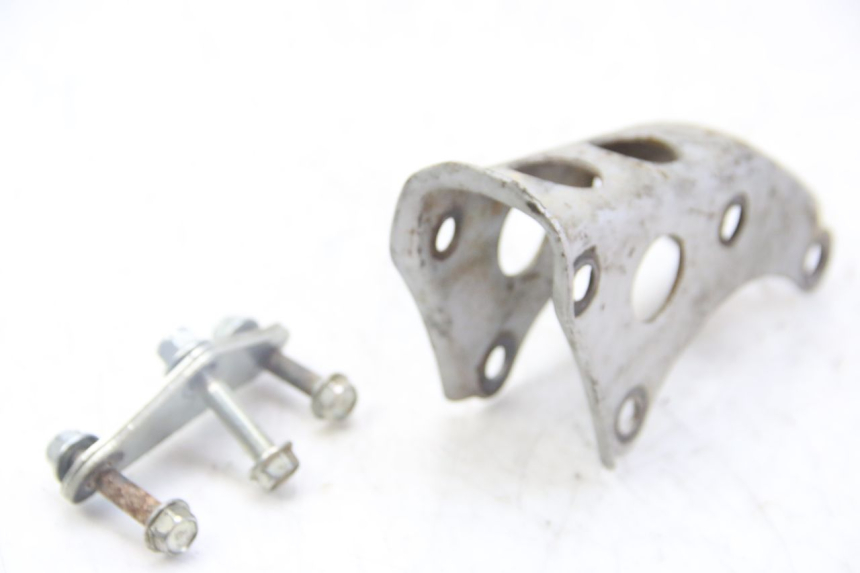 photo de SUPORTE DO MOTOR HONDA CRF CR-F 100 (2004 - 2013) - Zoom do estado de desgaste
