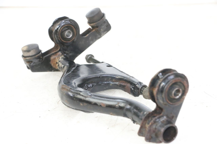photo de SUPORTE DO MOTOR DAELIM BESBI 125 (2007 - 2008) - Zoom do estado de desgaste