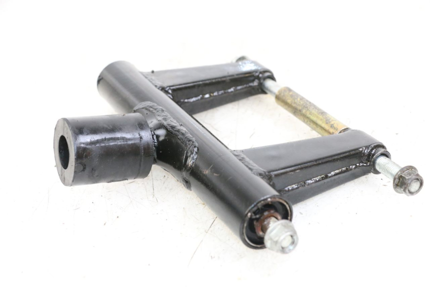 photo de SUPORTE DO MOTOR LONGJIA DIGITA 4T 50 (2019 - 2022) - Zoom do estado de desgaste