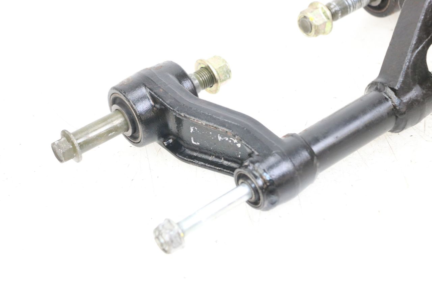 photo de SUPORTE DO MOTOR KYMCO DINK STREET 125 (2009 - 2014) - Ampliação técnica