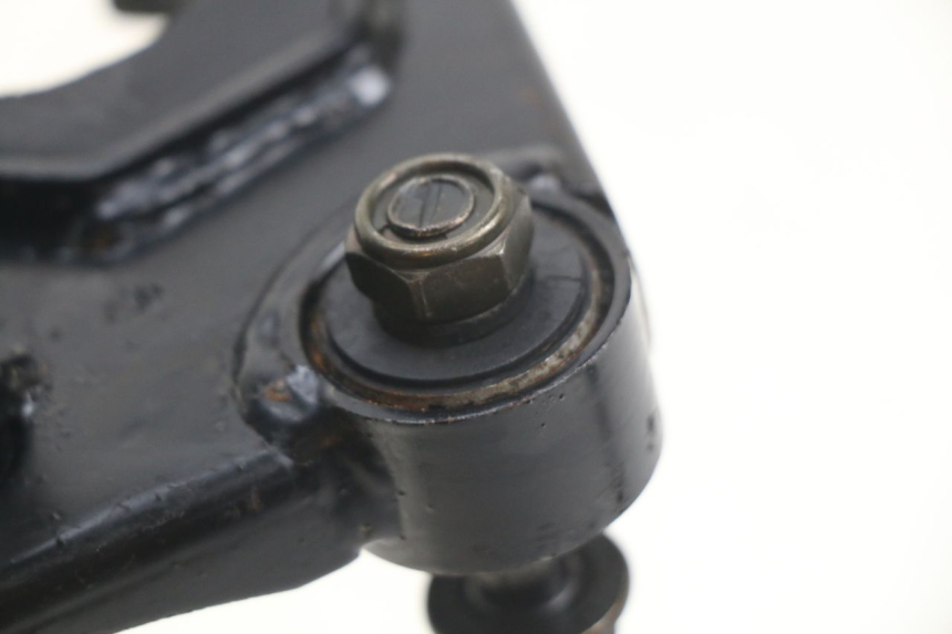 photo de SUPORTE DO MOTOR PEUGEOT DJANGO 2T 50 (2014 - 2019) - Detalhe da peça