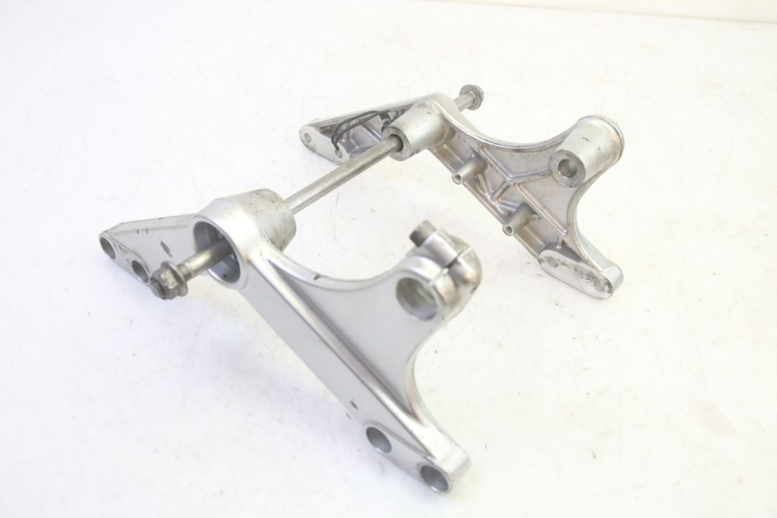 photo de SUPORTE DO MOTOR SUZUKI DL V STROM 1000 (2002 - 2007) - Detalhe da peça