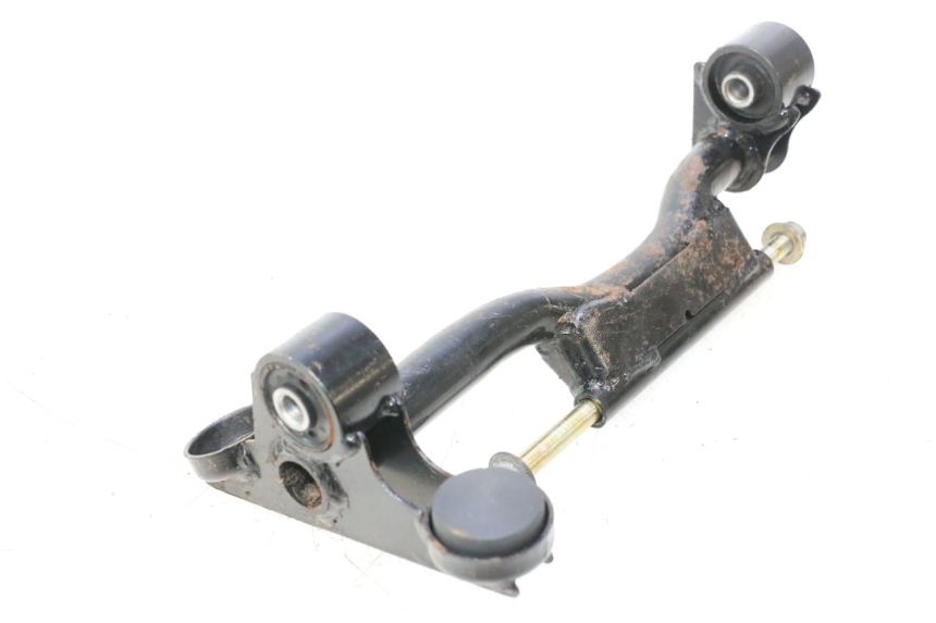 photo de SUPORTE DO MOTOR CF MOTO E-CHARM 125 (2005 - 2008) - Outro ângulo de visão