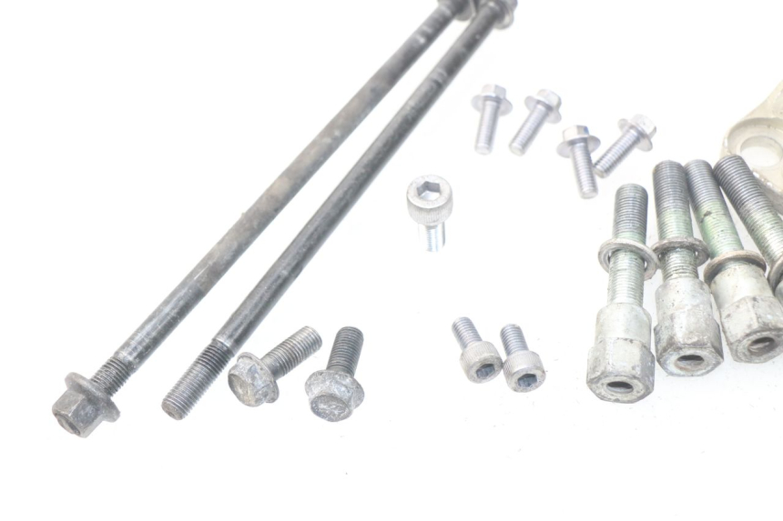 photo de SUPORTE DO MOTOR YAMAHA FJR ABS 1300 (2006 - 2012) - Zoom do estado de desgaste