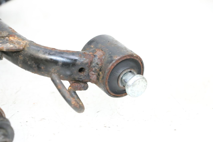 photo de SUPORTE DO MOTOR MBK FLAME X 125 (2007 - 2016) - Zoom do estado de desgaste