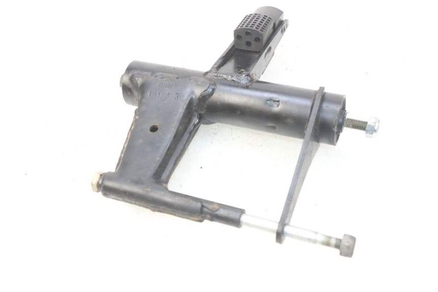 photo de SUPORTE DO MOTOR PIAGGIO FLY 2T 50 (2004 - 2017) - Outro ângulo de visão