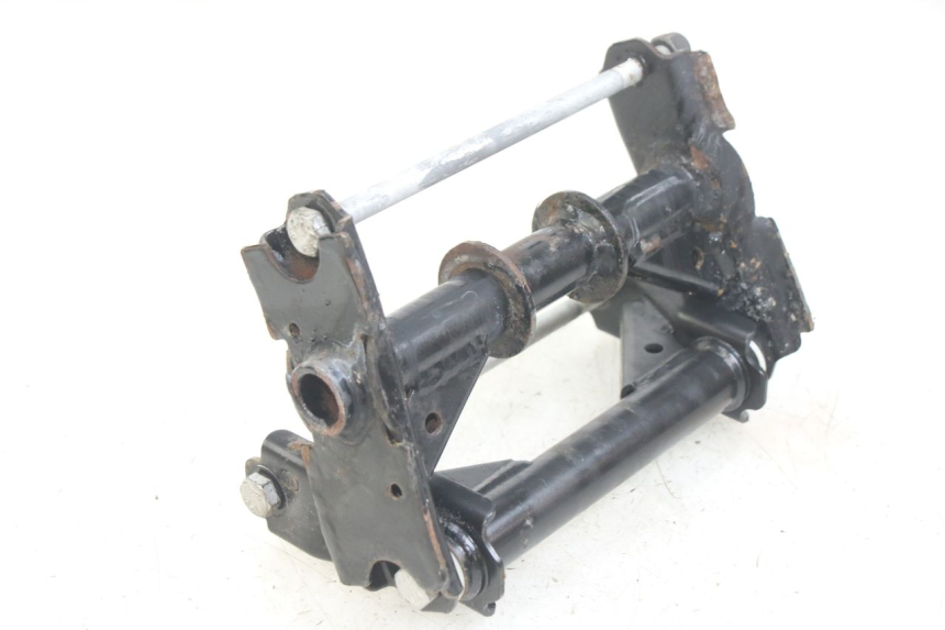photo de SUPORTE DO MOTOR PEUGEOT GEOPOLIS RS 125 (2007 - 2009) - Detalhe da peça