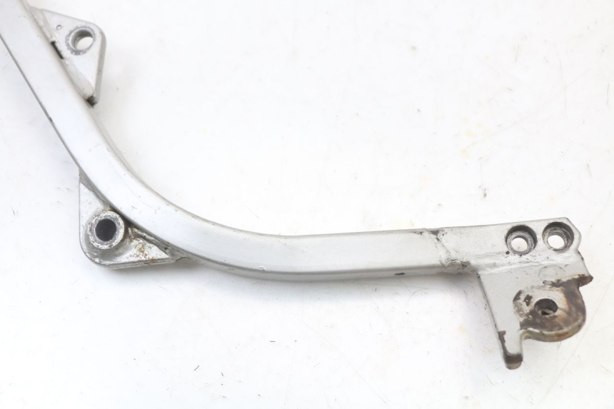 photo de SUPORTE DO MOTOR HYOSUNG GF 125 (2001 - 2005) - Zoom do estado de desgaste
