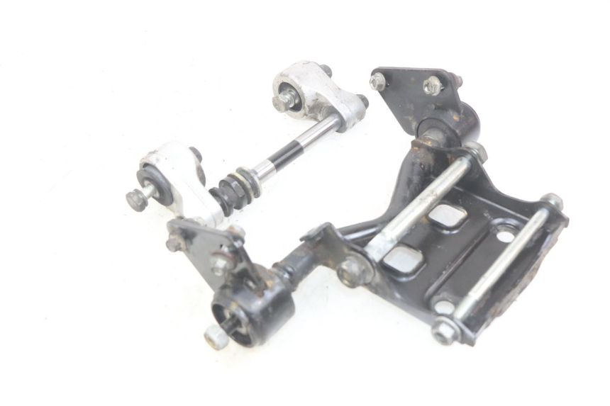 photo de SUPORTE DO MOTOR GILERA GP 800 (2007 - 2013) - Outro ângulo de visão