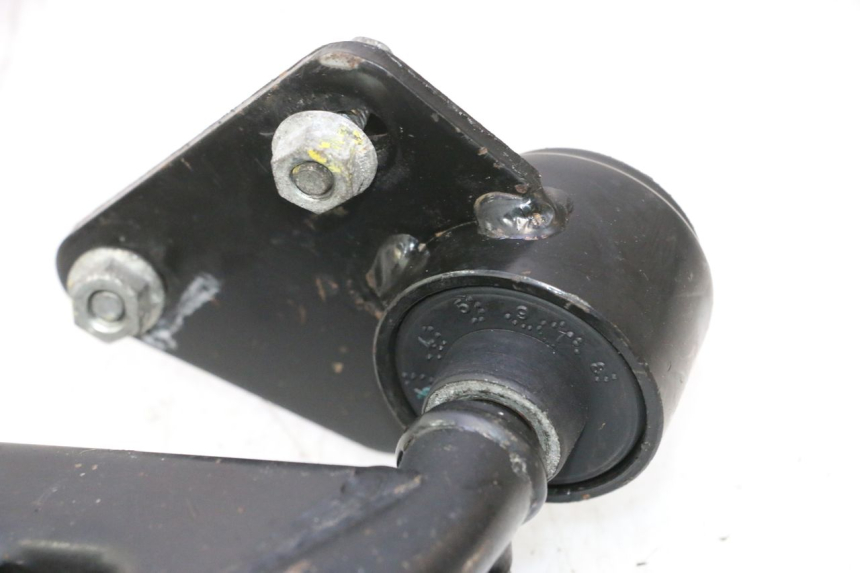 photo de SUPORTE DO MOTOR GILERA GP 800 (2007 - 2013) - Vista geral