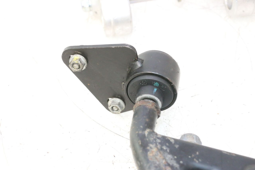 photo de SUPORTE DO MOTOR GILERA GP 800 (2007 - 2013) - Pontos de fixação