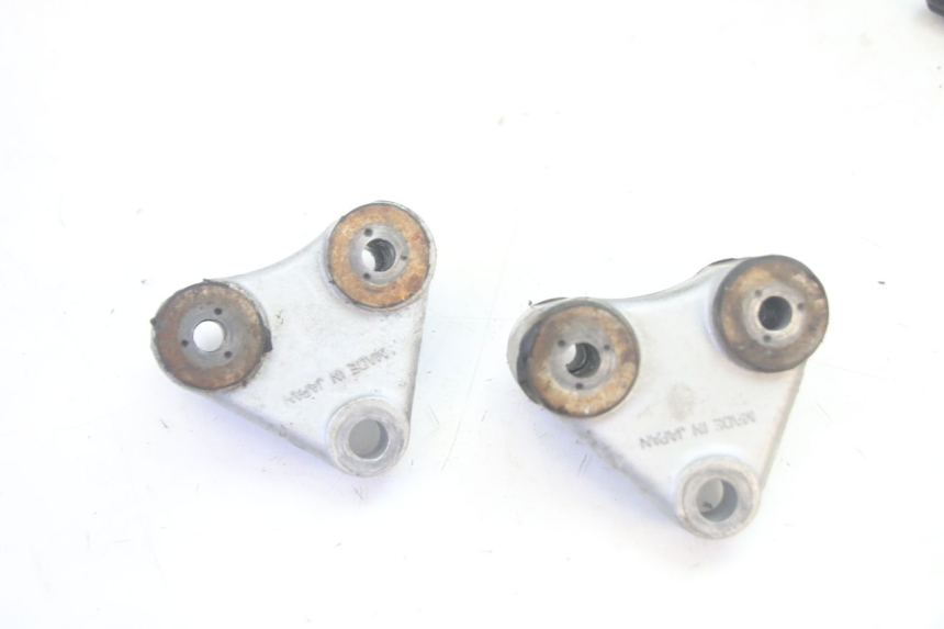 photo de SUPORTE DO MOTOR KAWASAKI GPZ RX 1000 (1986 - 1988) - Ampliação técnica