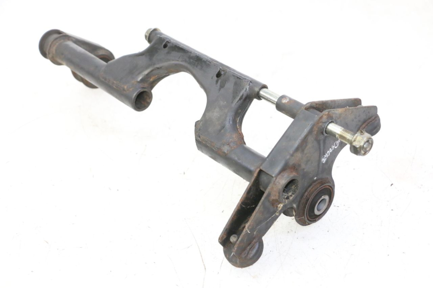 photo de SUPORTE DO MOTOR KYMCO GRAND DINK 125 (2002 - 2007) - Zoom do estado de desgaste