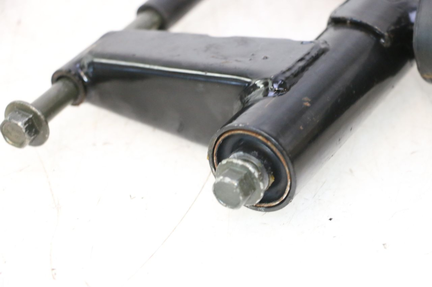 photo de SUPORTE DO MOTOR EUROCKA GTR 50 (2007 - 2017) - Outro ângulo de visão