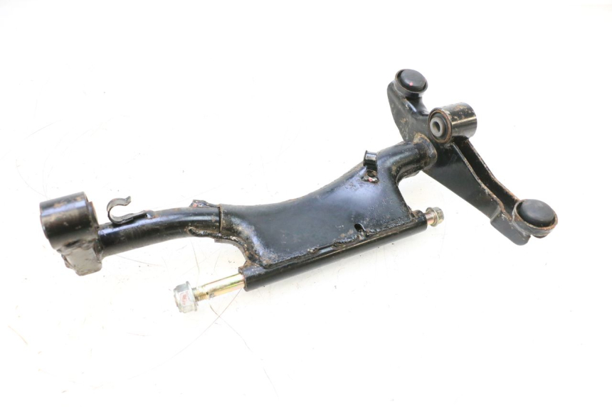 photo de SUPORTE DO MOTOR SYM GTS EVO 125 (2009 - 2013) - Pontos de fixação