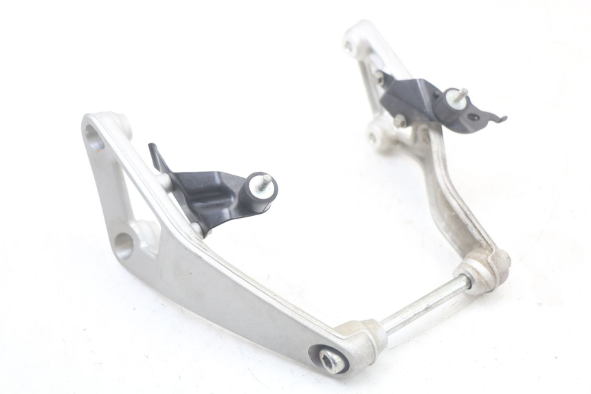 photo de SUPORTE DO MOTOR HUSQVARNA SVARTPILEN 401 (2018 - 2023) - Zoom do estado de desgaste
