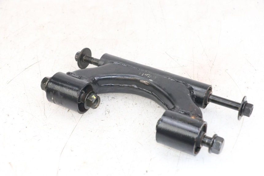 photo de SUPORTE DO MOTOR HYTRACK HY S 4X4 410 (2013 - 2016) - Detalhe da peça