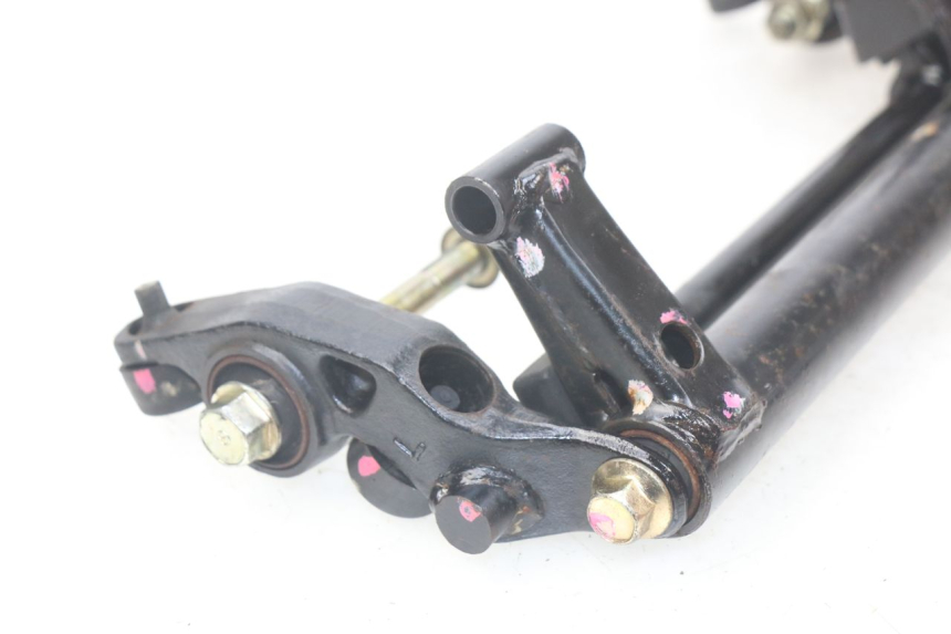 photo de SUPORTE DO MOTOR SYM JET EURO X 2T 50 (2003 - 2007) - Ampliação técnica