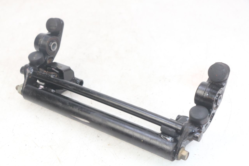 photo de SUPORTE DO MOTOR SYM JET SPORT XR 50 (2006 - 2015) - Vista principal