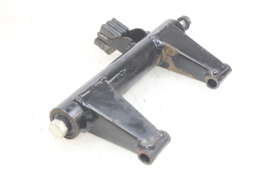 photo de SUPORTE DO MOTOR PEUGEOT KISBEE 4T 50 (2018 - 2022) - Detalhe da peça