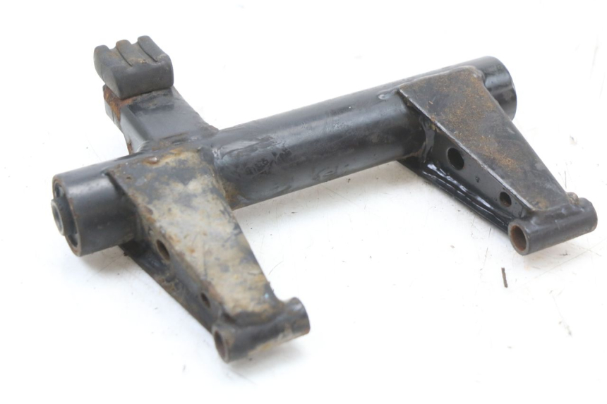 photo de SUPORTE DO MOTOR PEUGEOT KISBEE 4T 50 (2010 - 2017) - Detalhe da peça