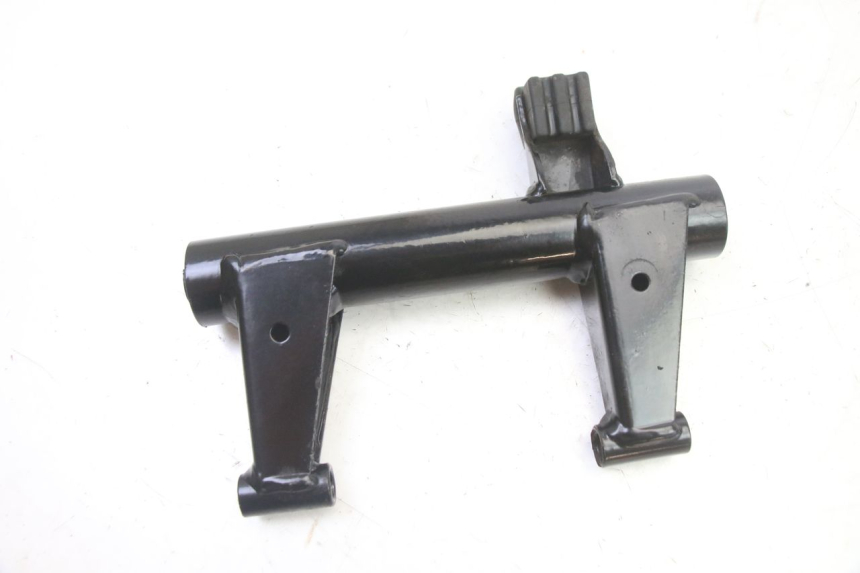 photo de SUPORTE DO MOTOR PEUGEOT KISBEE 4T 50 (2018 - 2022) - Outro ângulo de visão
