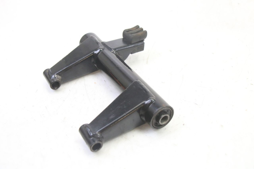 photo de SUPORTE DO MOTOR PEUGEOT KISBEE 4T 50 (2018 - 2022) - Pontos de fixação