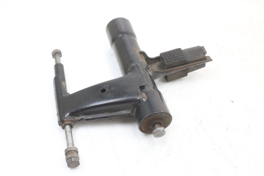 photo de SUPORTE DO MOTOR PIAGGIO LIBERTY 4T 50 (2018 - 2021) - Detalhe da peça