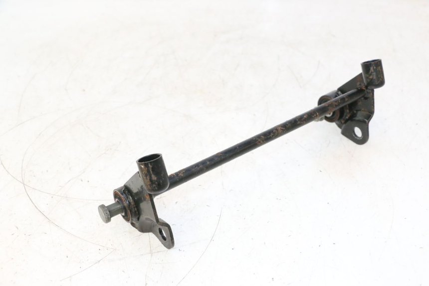 photo de SUPORTE DO MOTOR LONGJIA LJ50QT 8M 2T 50 (2010 - 2017) - Outro ângulo de visão