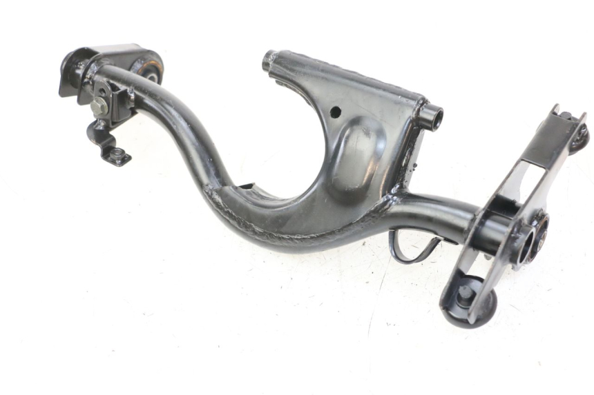 photo de SUPORTE DO MOTOR LONGJIA SHARPY 125 (2020 - 2024) - Vista principal