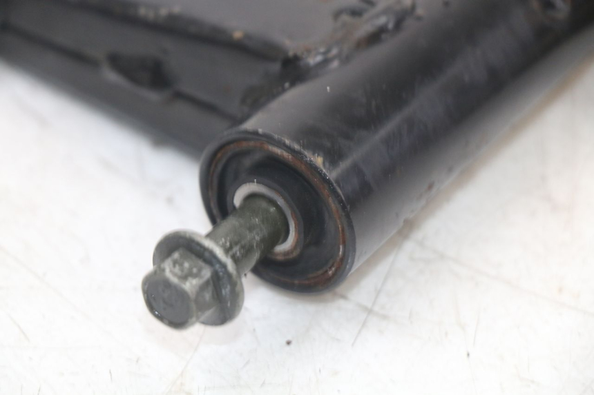 photo de SUPORTE DO MOTOR MASH LEGEND'R 4T 50 (2021 - 2025) - Estado da superfície