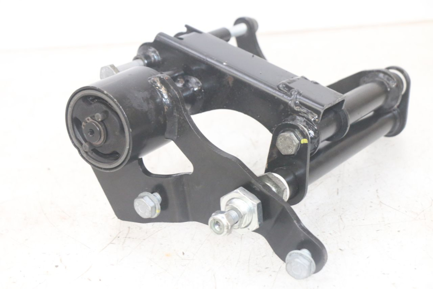 photo de SUPORTE DO MOTOR PIAGGIO MP3 HPE 300 (2019 - 2026) - Vista geral