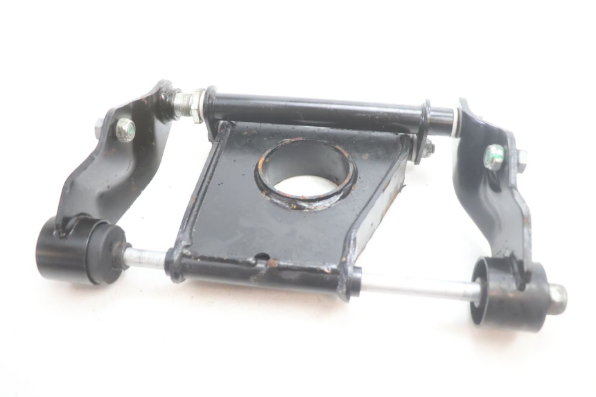 photo de SUPORTE DO MOTOR PIAGGIO MP3 HPE 530 (2022 - 2026) - Zoom do estado de desgaste
