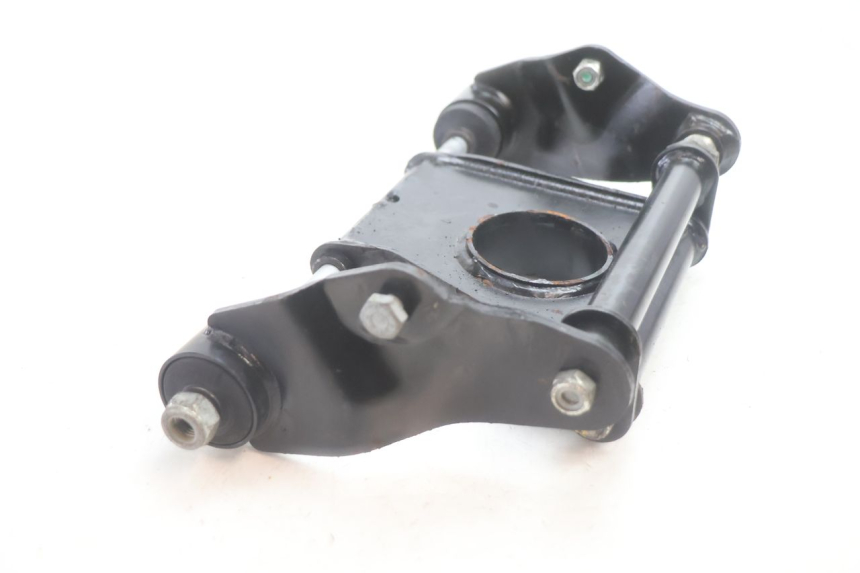 photo de SUPORTE DO MOTOR PIAGGIO MP3 HPE 530 (2022 - 2026) - Ampliação técnica