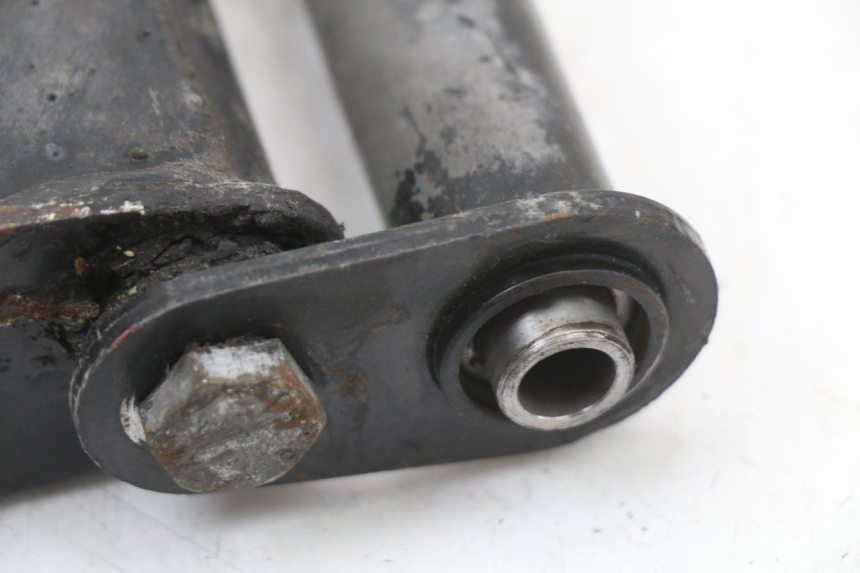 photo de SUPORTE DO MOTOR PIAGGIO MP3 LT 400 (2007 - 2012) - Estado da superfície