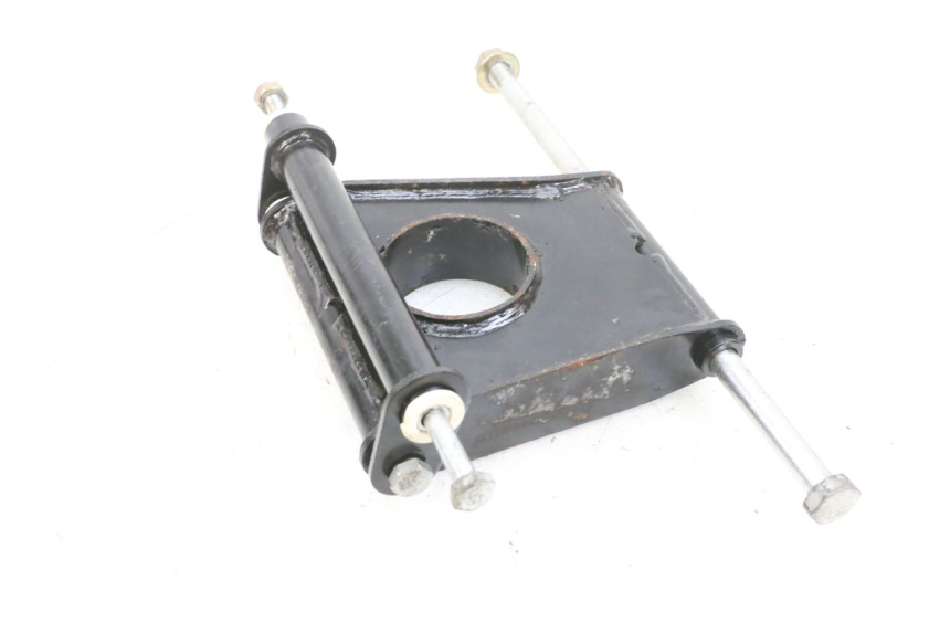 photo de SUPORTE DO MOTOR PIAGGIO MP3 LT 400 (2007 - 2012) - Detalhe da peça