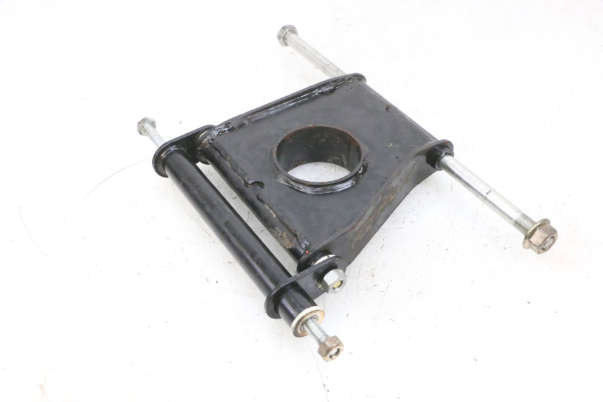 photo de SUPORTE DO MOTOR PIAGGIO MP3 LT 400 (2007 - 2012) - Outro ângulo de visão