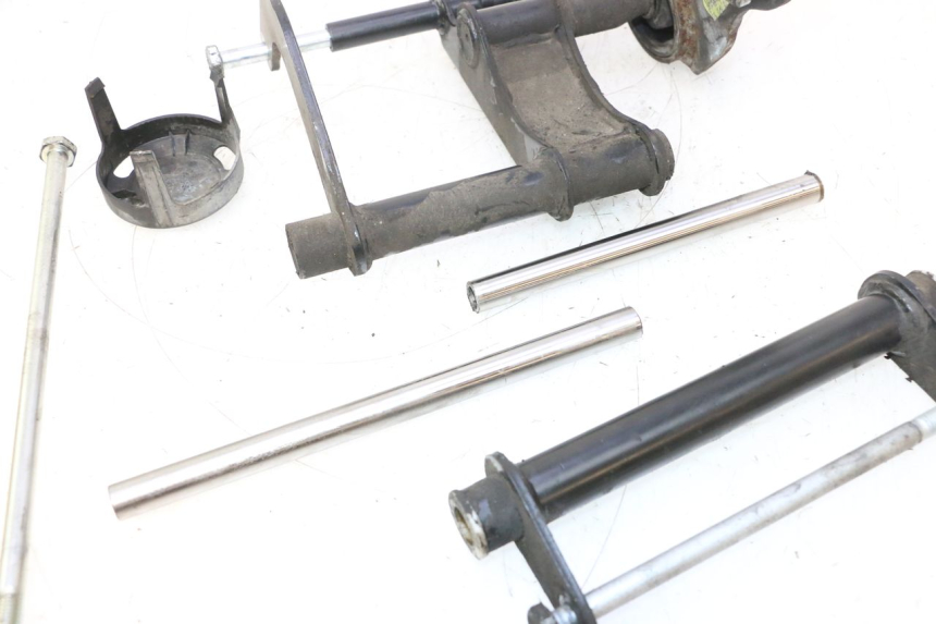 photo de SUPORTE DO MOTOR PIAGGIO MP3 LT 300 (2010 - 2016) - Estrutura - ampliação