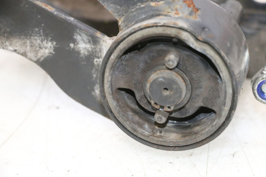 photo de SUPORTE DO MOTOR PIAGGIO MP3 LT 300 (2010 - 2016) - Pontos de fixação