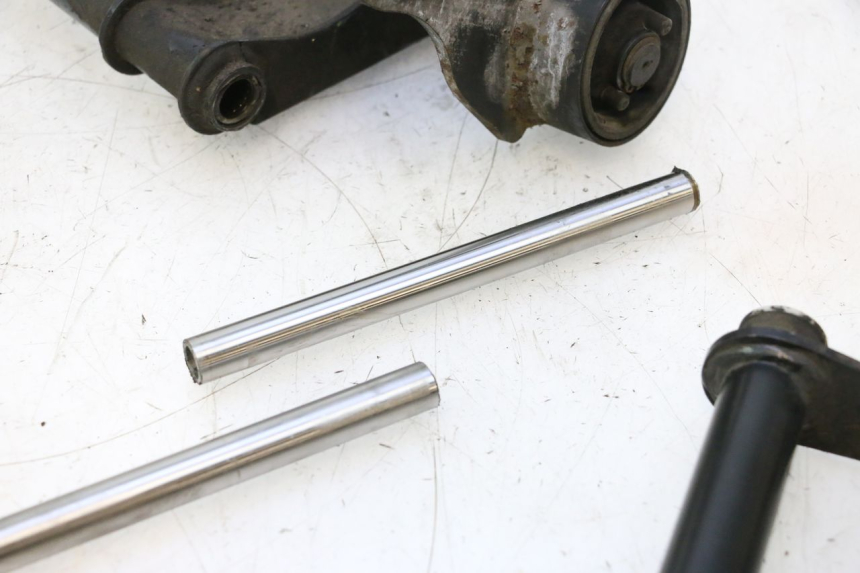 photo de SUPORTE DO MOTOR PIAGGIO MP3 LT 300 (2010 - 2016) - Peça verificada